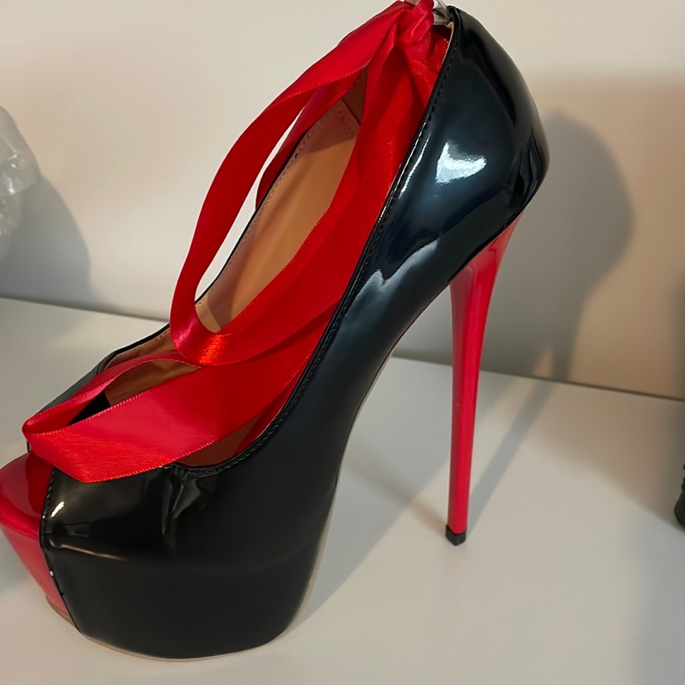 Black and red sexy heels